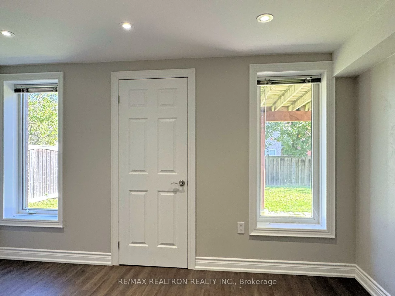 219, Bilbrough, Bayview Northeast, Aurora