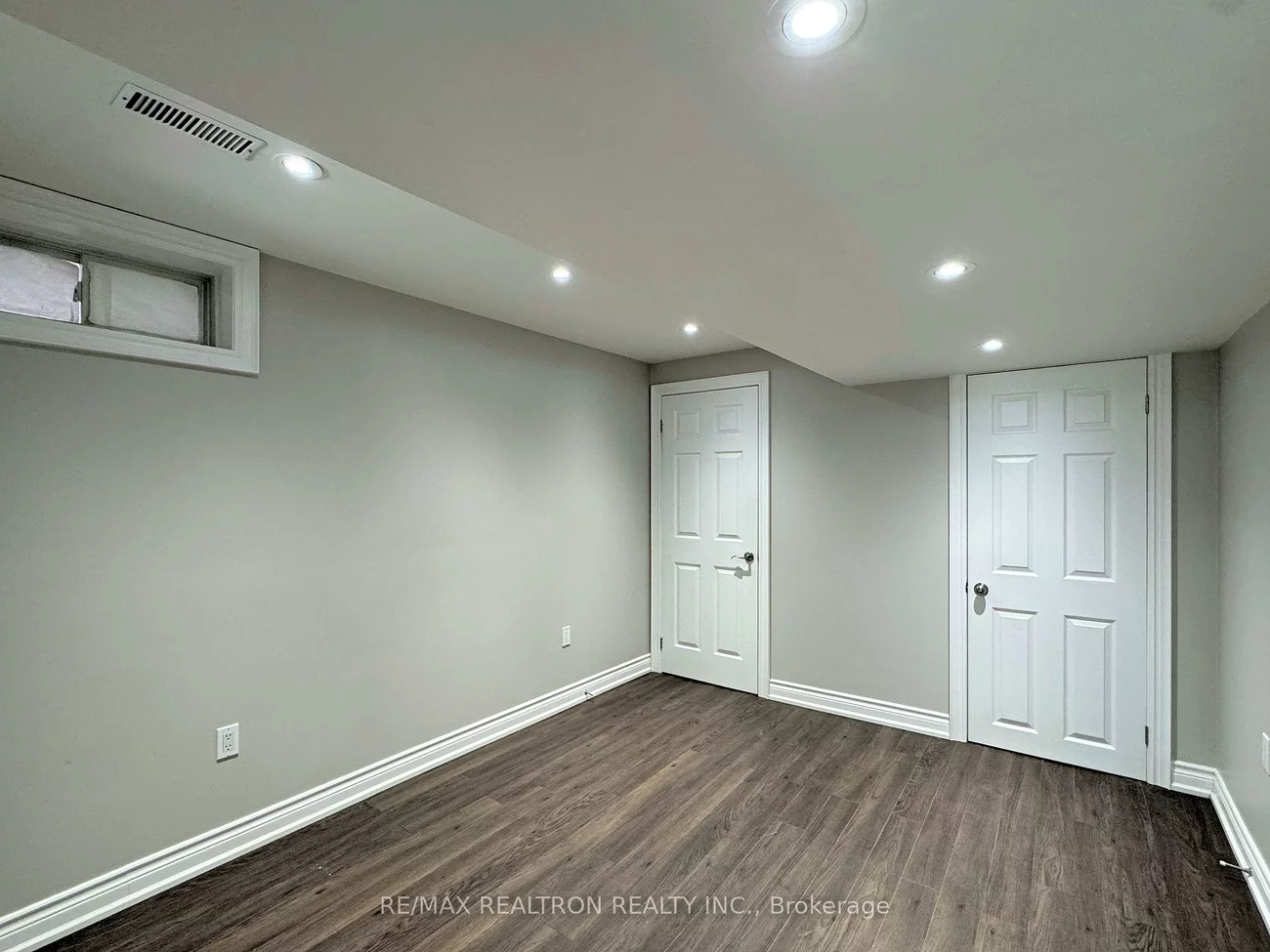 219, Bilbrough, Bayview Northeast, Aurora