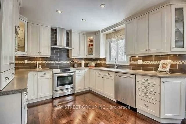 123, Heathwood Heights, Hills of St Andrew, Aurora