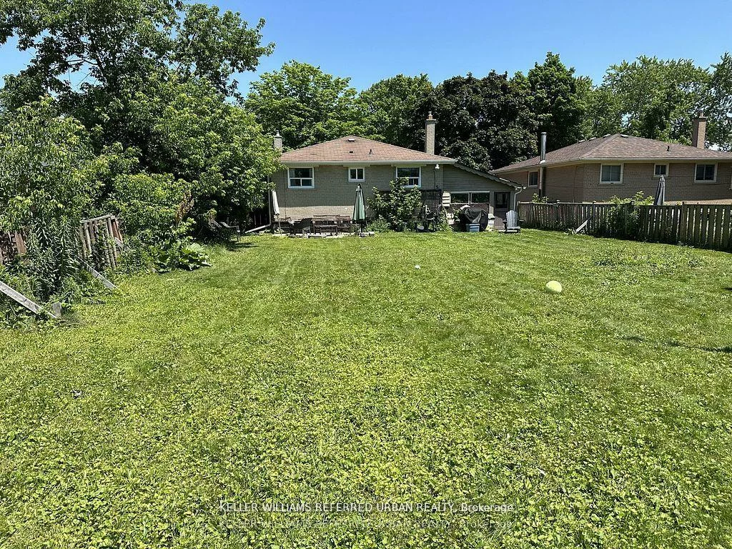 30, Collins, Aurora Heights, Aurora