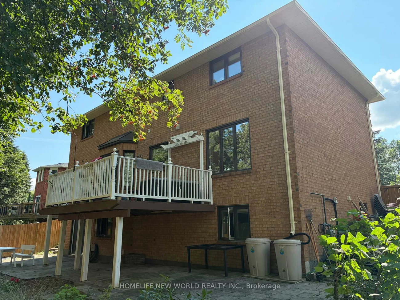 23, Lacey, Aurora Heights, Aurora