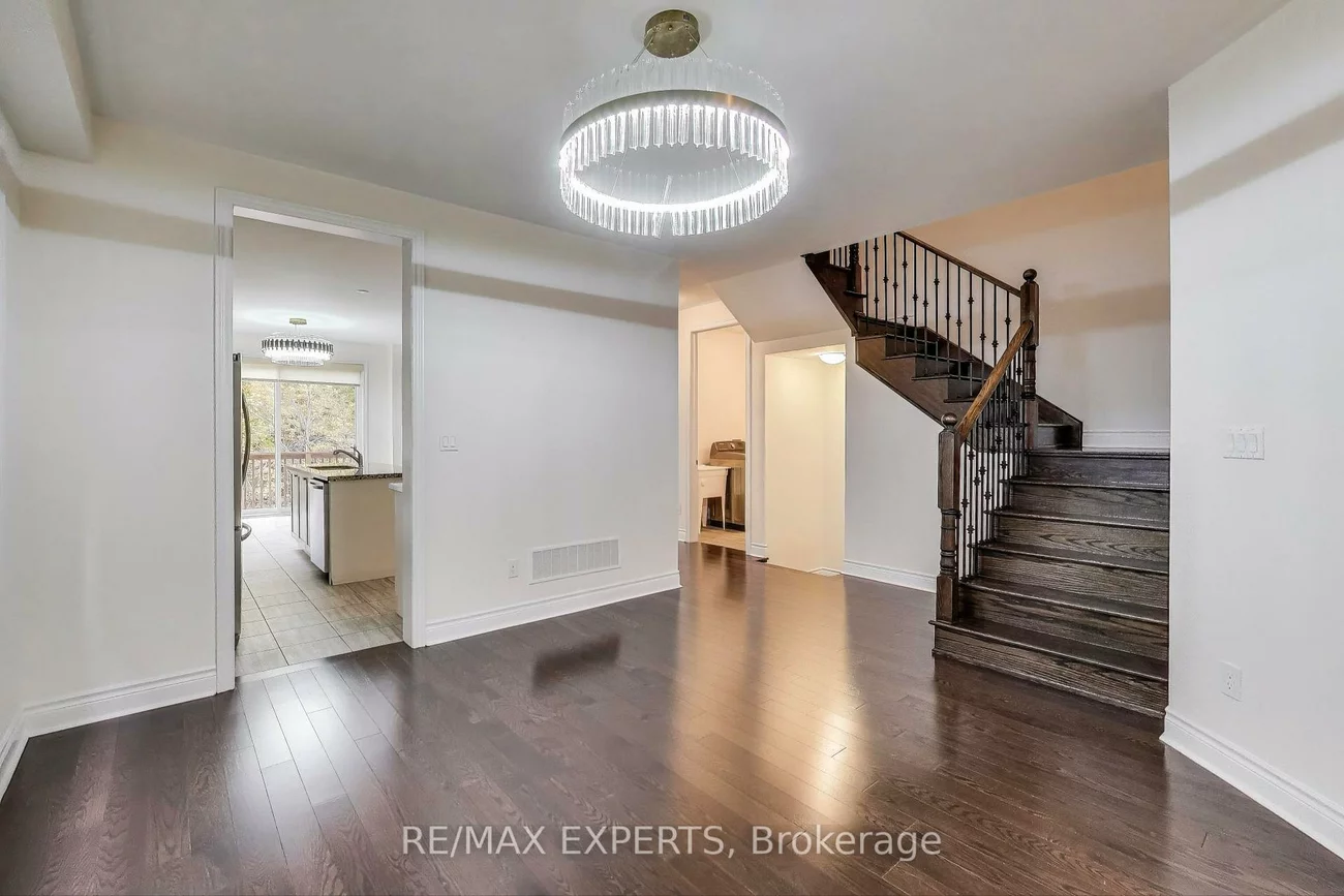216, Butternut Ridge, Aurora Estates, Aurora