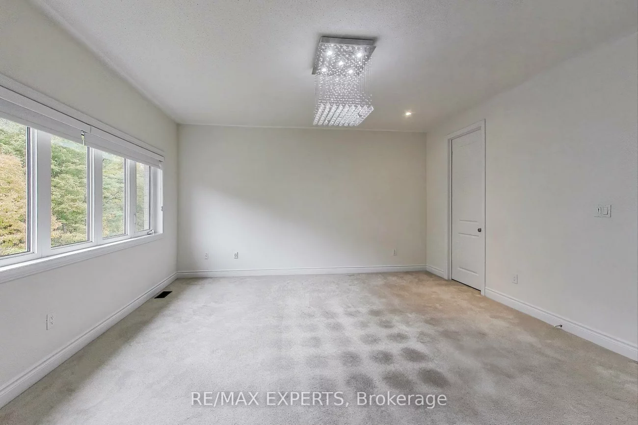 216, Butternut Ridge, Aurora Estates, Aurora