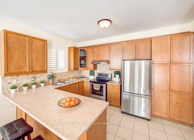 65, Earl Stewart, Bayview Wellington, Aurora