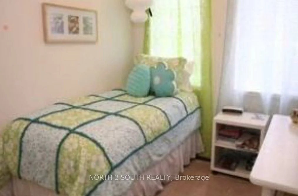 80, Burgon, Aurora Village, Aurora