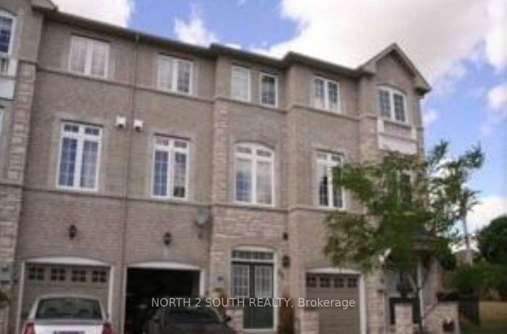 80, Burgon, Aurora Village, Aurora