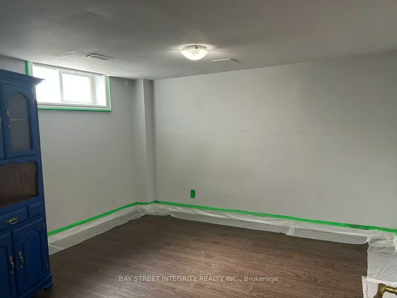661, Wellington, Aurora Highlands, Aurora
