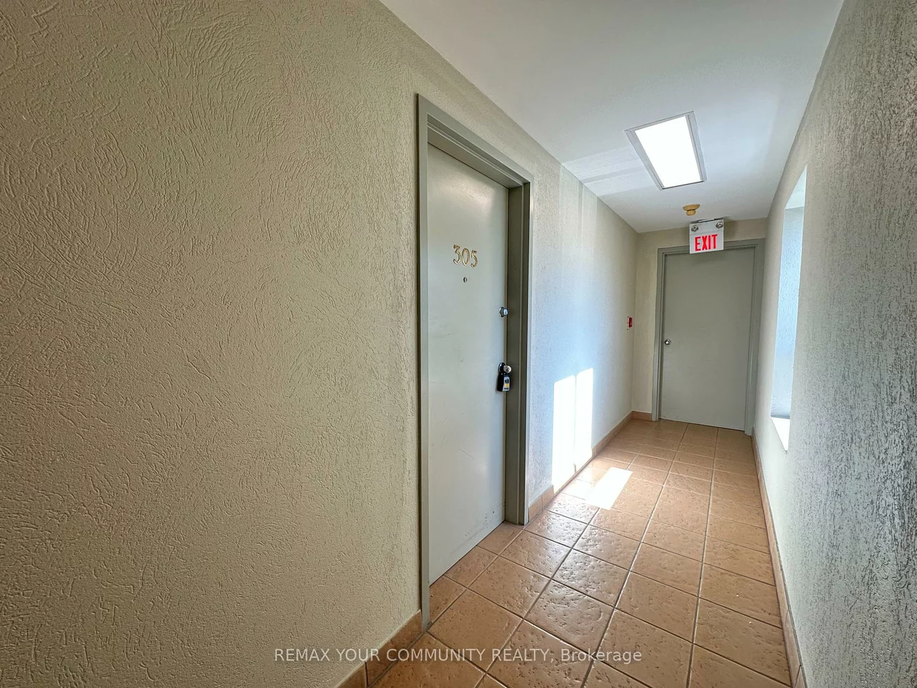 15207, Yonge, Aurora Village, Aurora