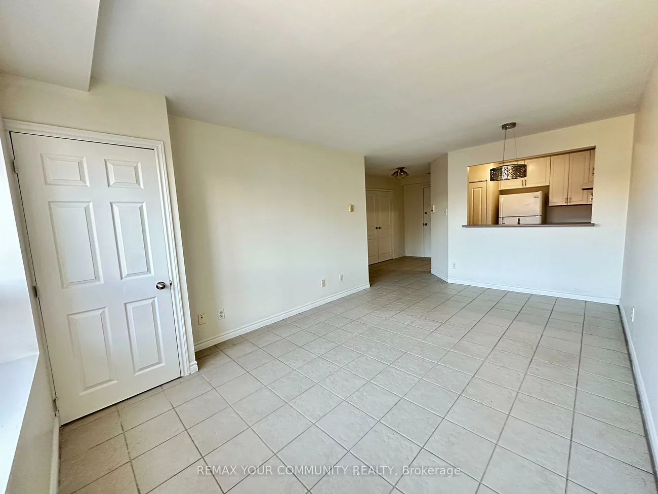 15207, Yonge, Aurora Village, Aurora