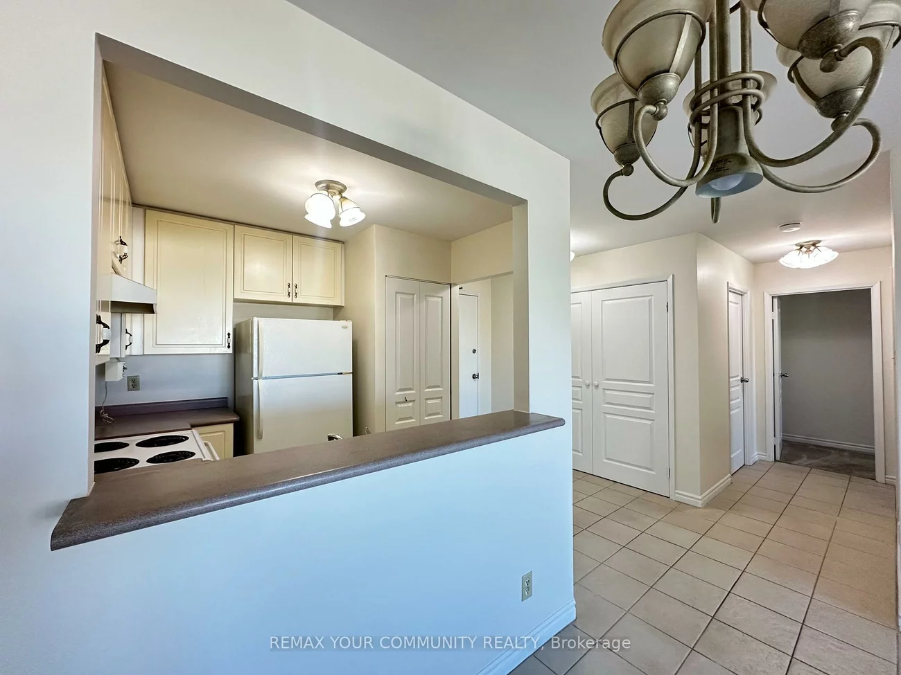 15207, Yonge, Aurora Village, Aurora