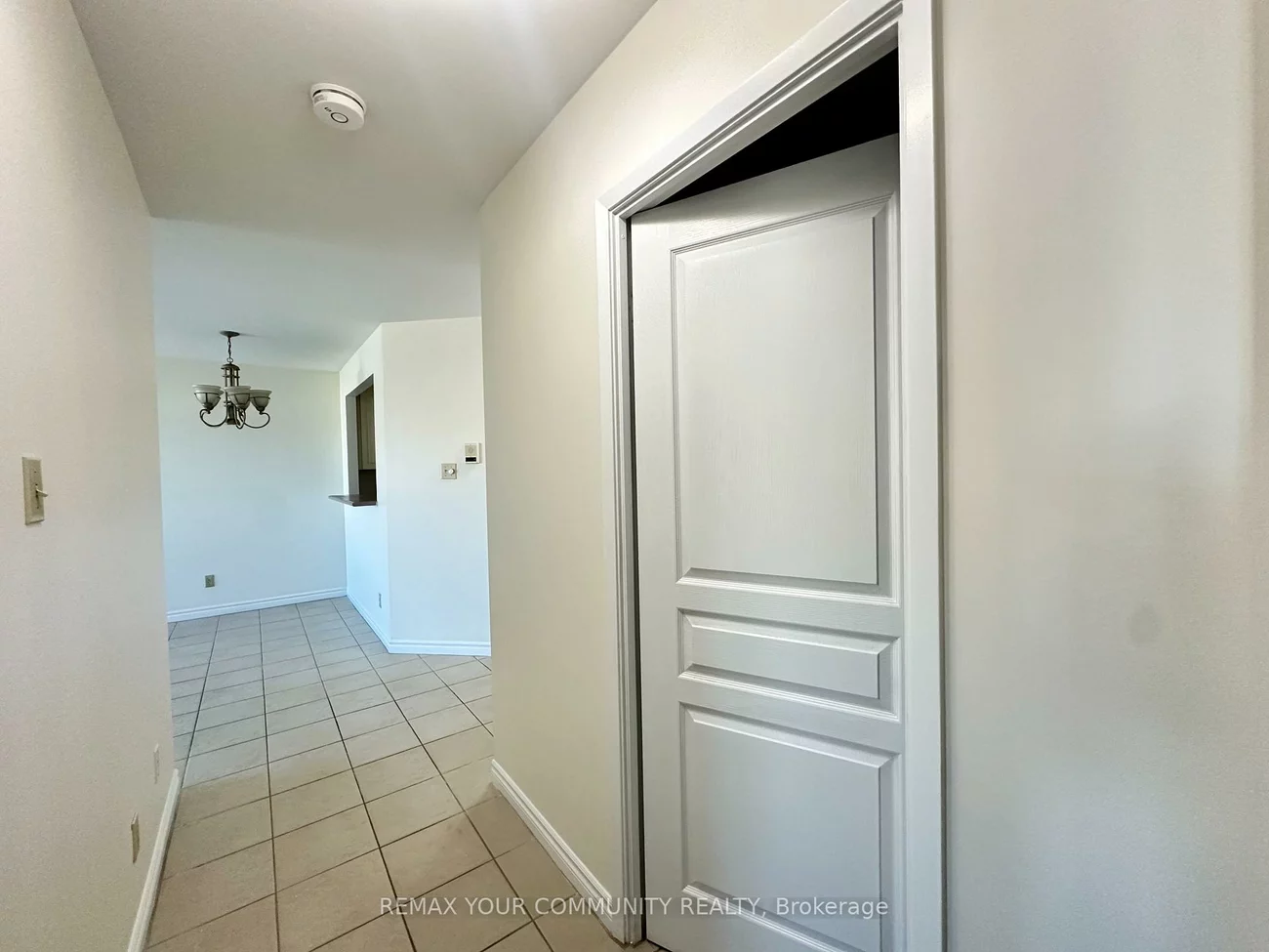 15207, Yonge, Aurora Village, Aurora