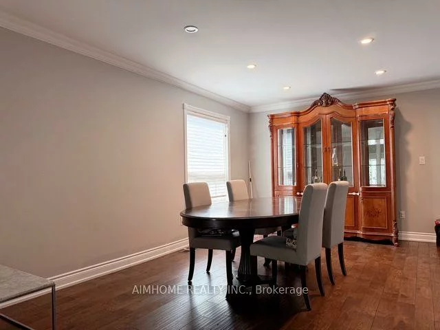 22, Matson, Bayview Northeast, Aurora