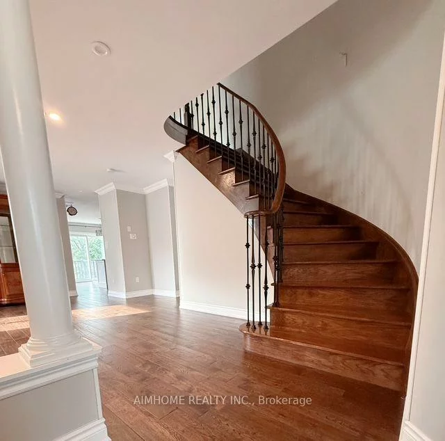 22, Matson, Bayview Northeast, Aurora