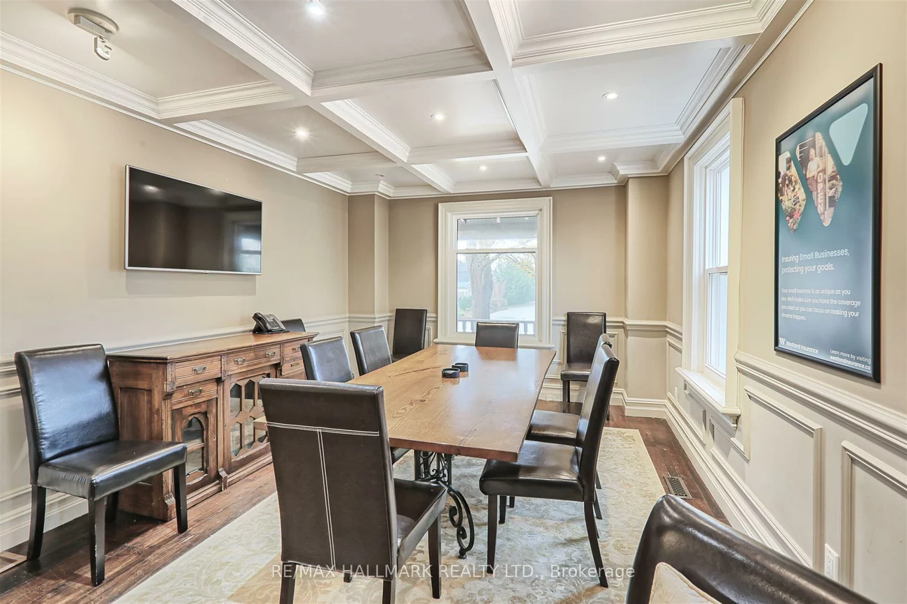 15037, Yonge, Aurora Village, Aurora