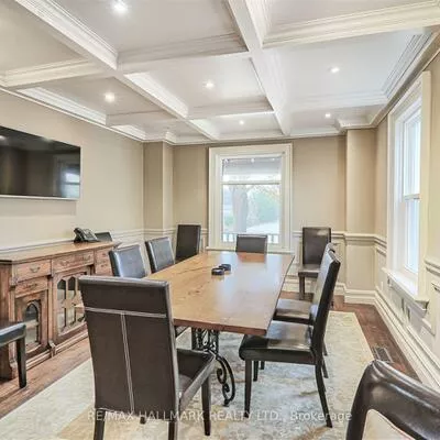 15037, Yonge, Aurora Village, Aurora