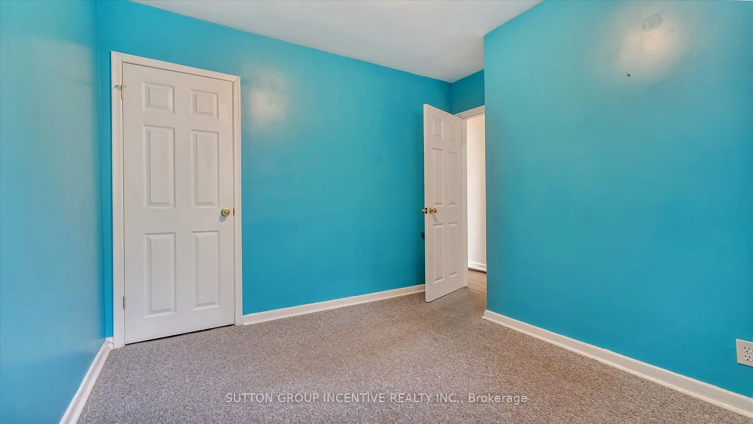 8, Webster, Aurora Highlands, Aurora