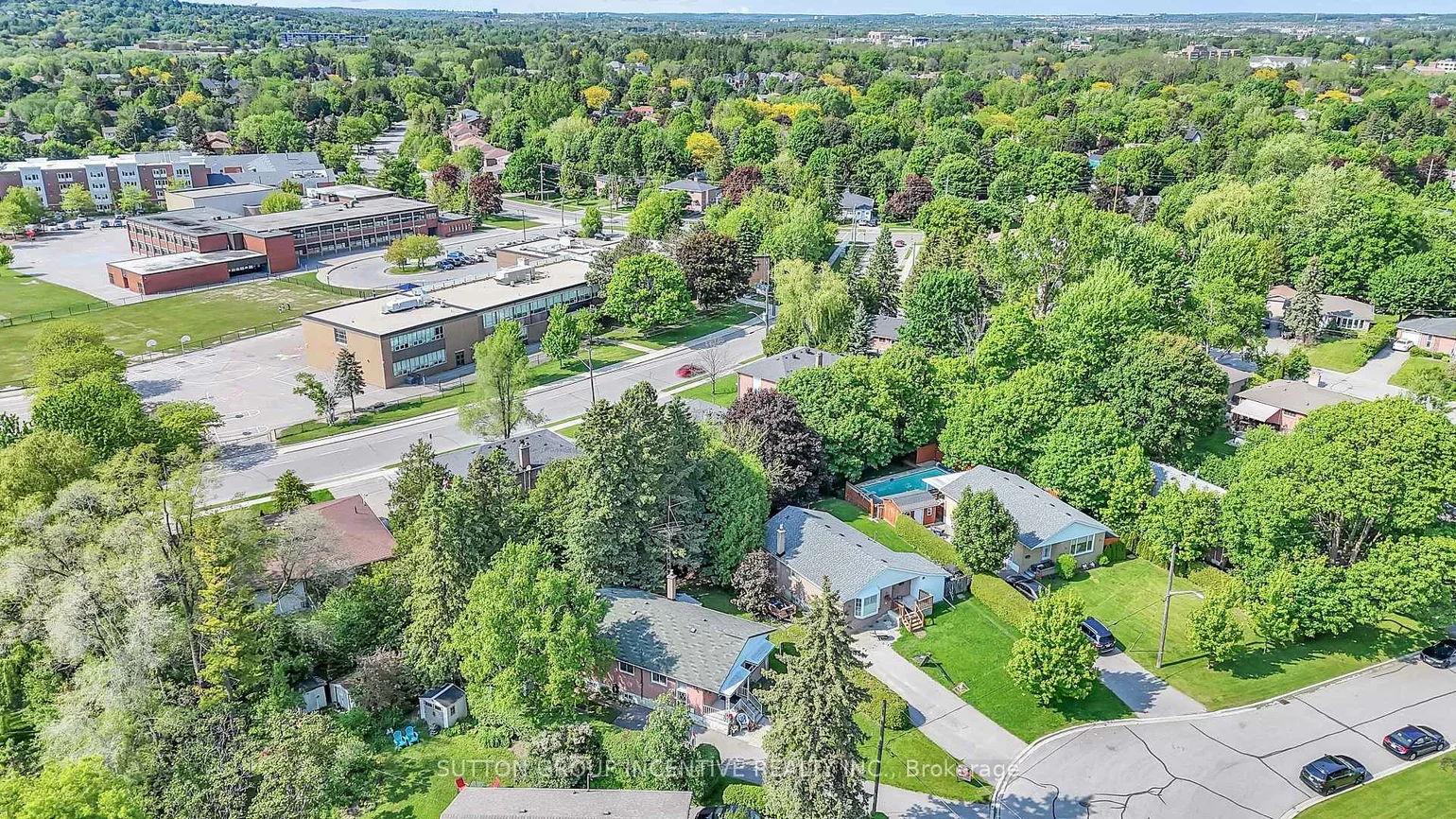 8, Webster, Aurora Highlands, Aurora