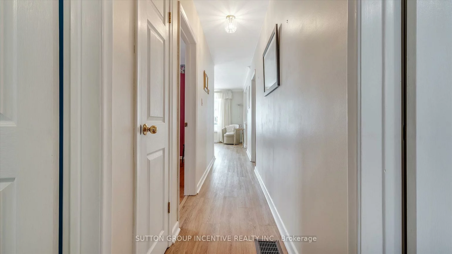 8, Webster, Aurora Highlands, Aurora