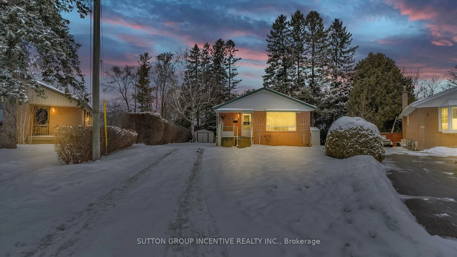 8, Webster, Aurora Highlands, Aurora