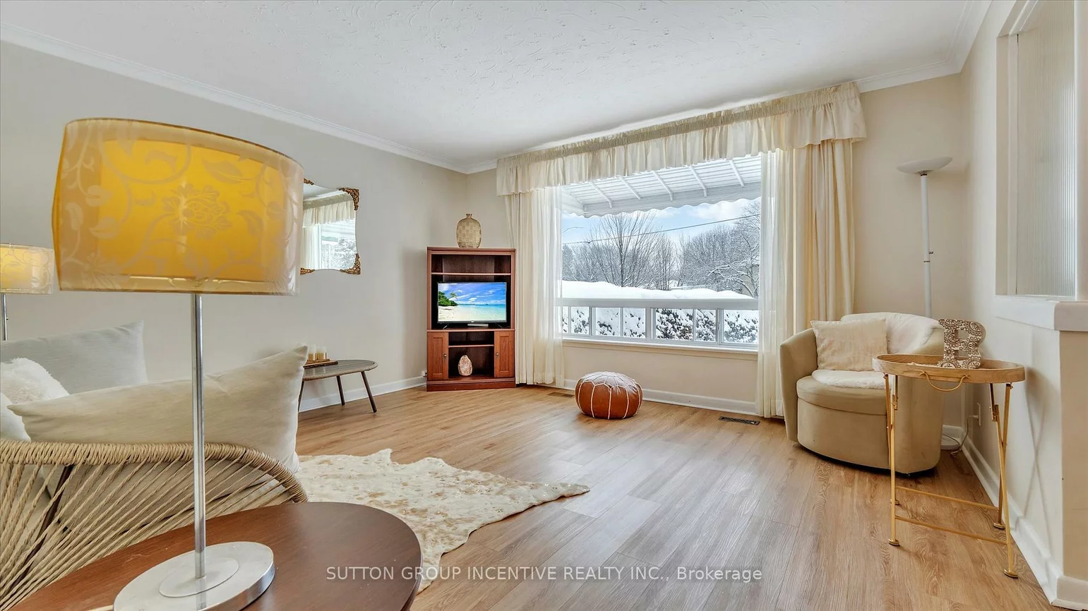 8, Webster, Aurora Highlands, Aurora
