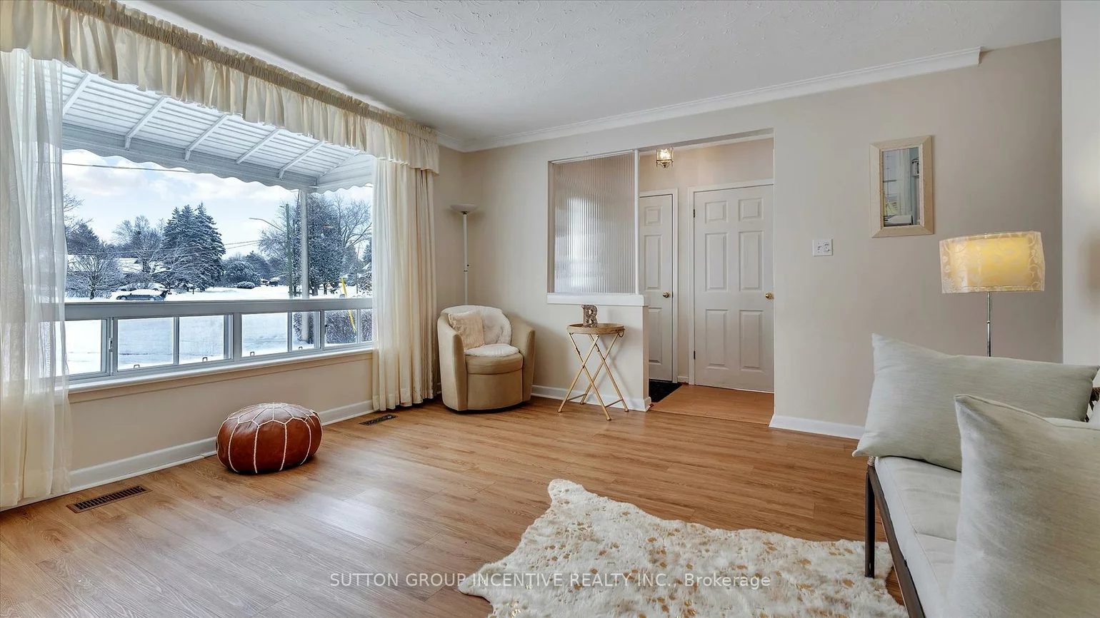 8, Webster, Aurora Highlands, Aurora