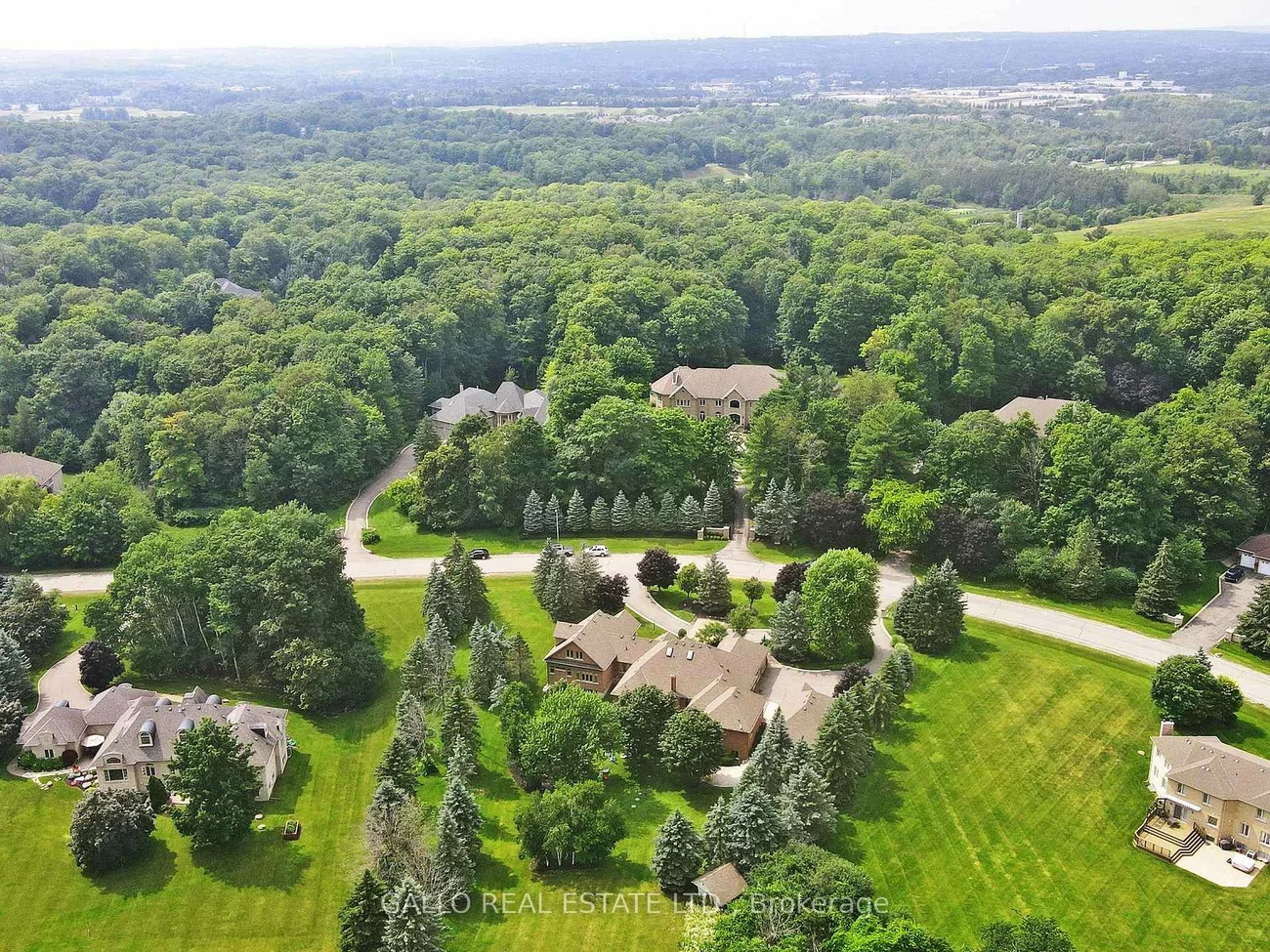 56, Offord, Bayview Southeast, Aurora