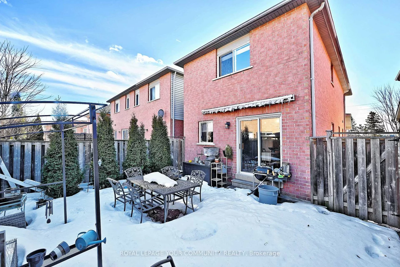 34, Collis, Bayview Northeast, Aurora