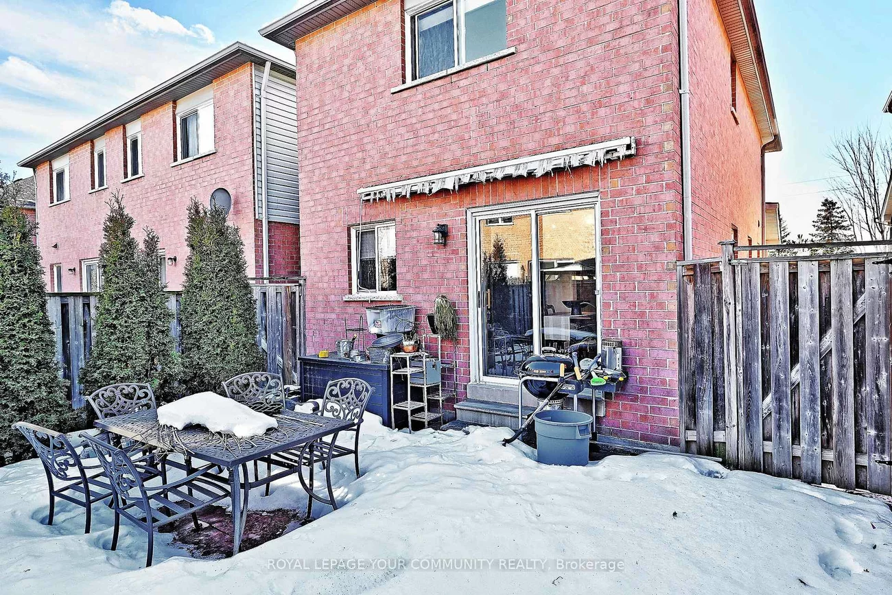 34, Collis, Bayview Northeast, Aurora