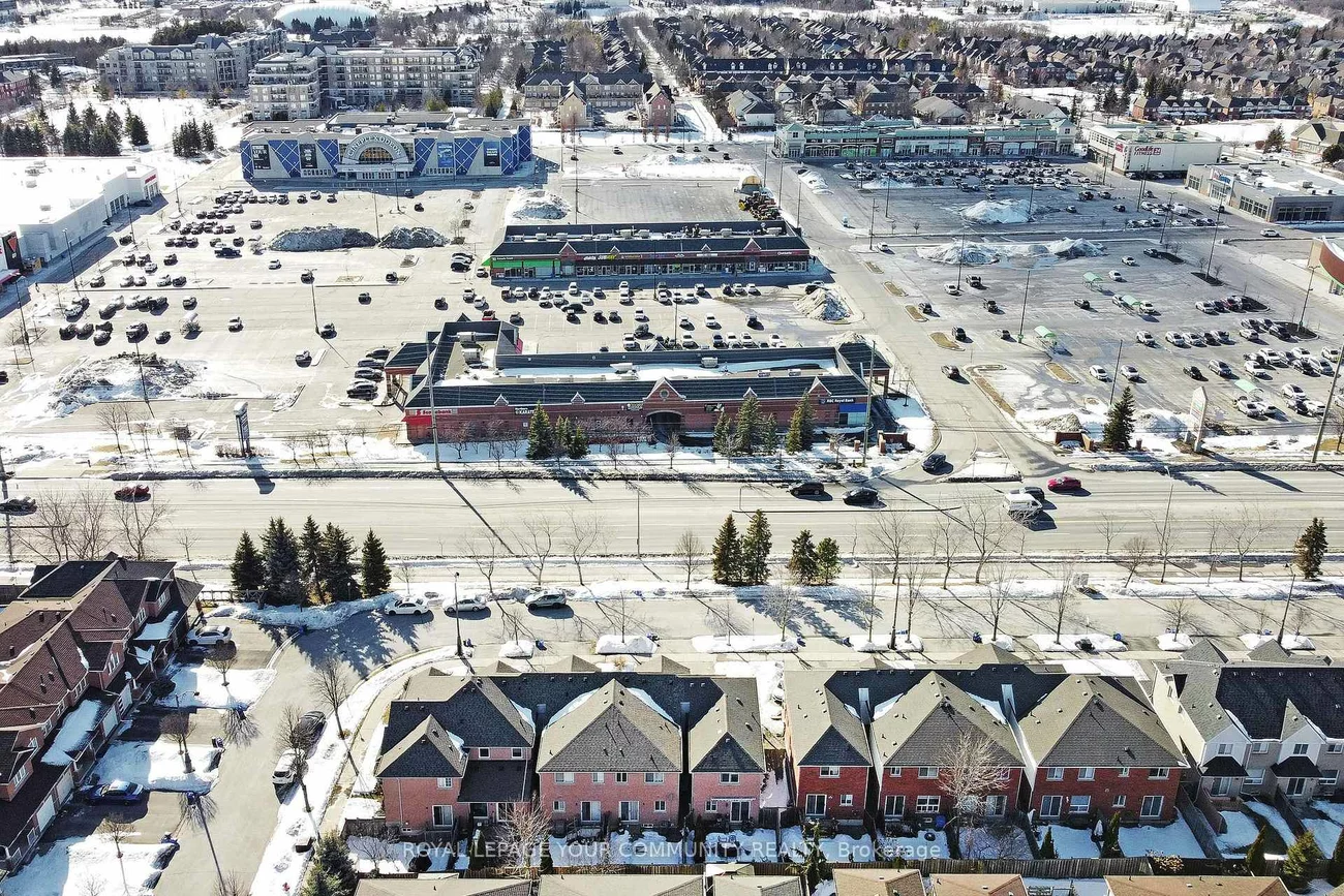 34, Collis, Bayview Northeast, Aurora