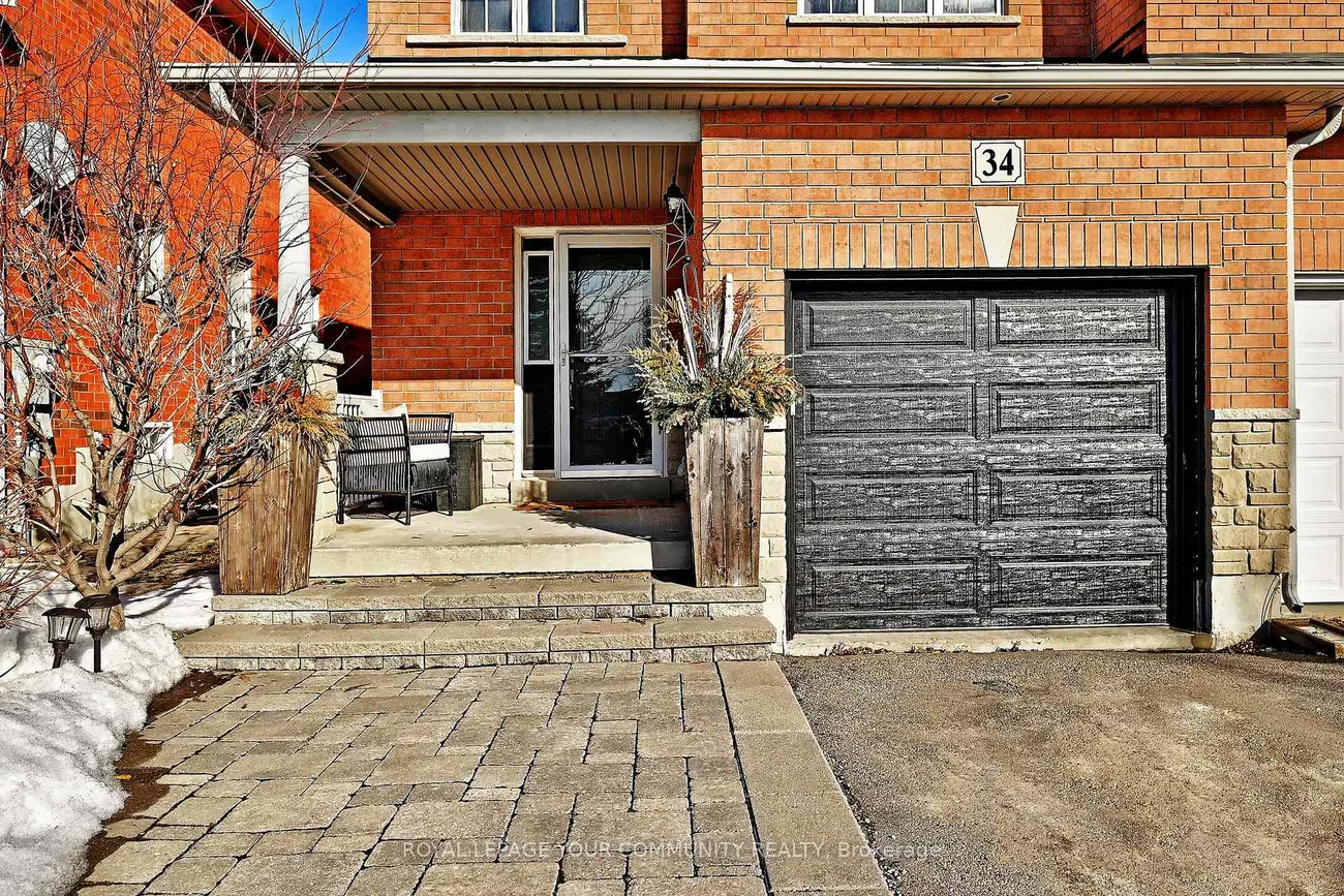 34, Collis, Bayview Northeast, Aurora