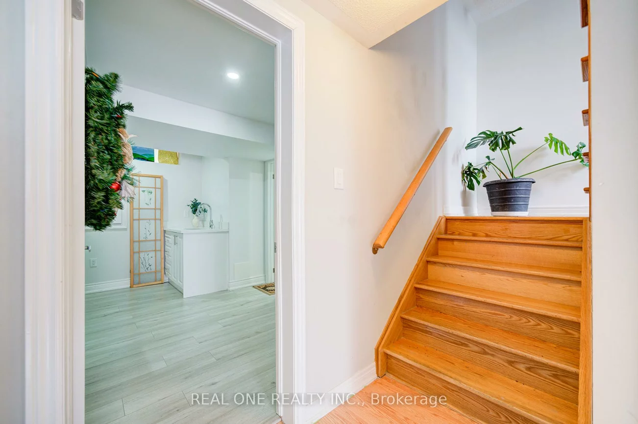 87, Zokol, Bayview Northeast, Aurora