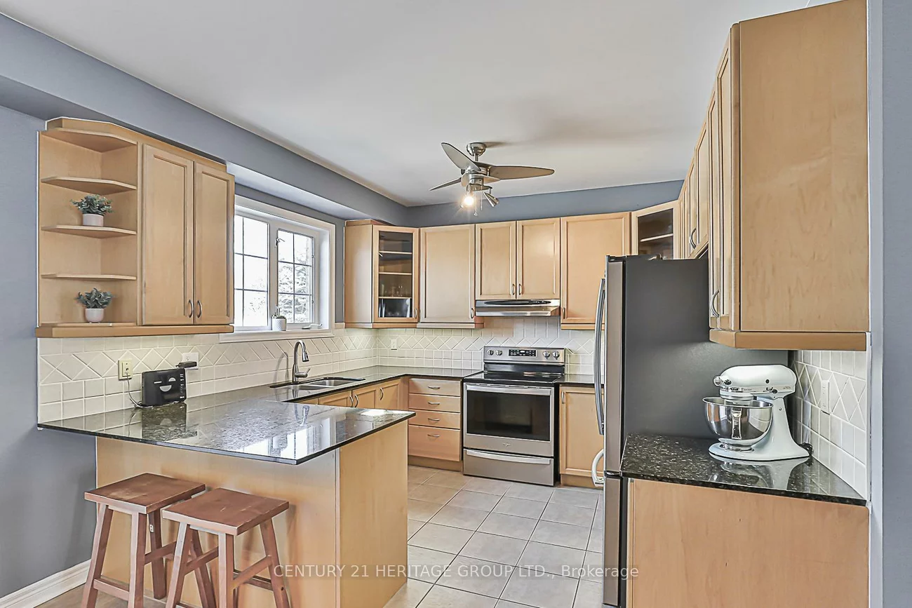 52, Perivale, Bayview Wellington, Aurora