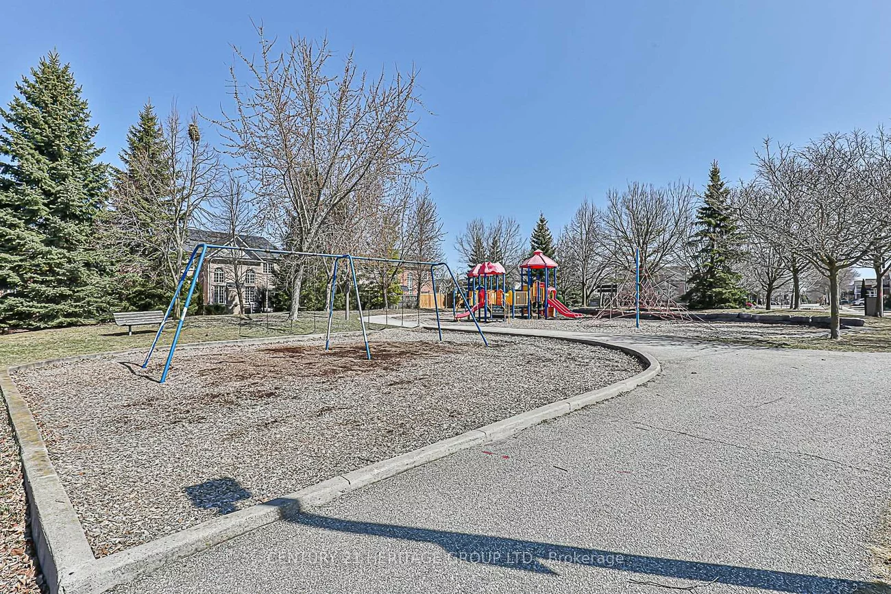 52, Perivale, Bayview Wellington, Aurora