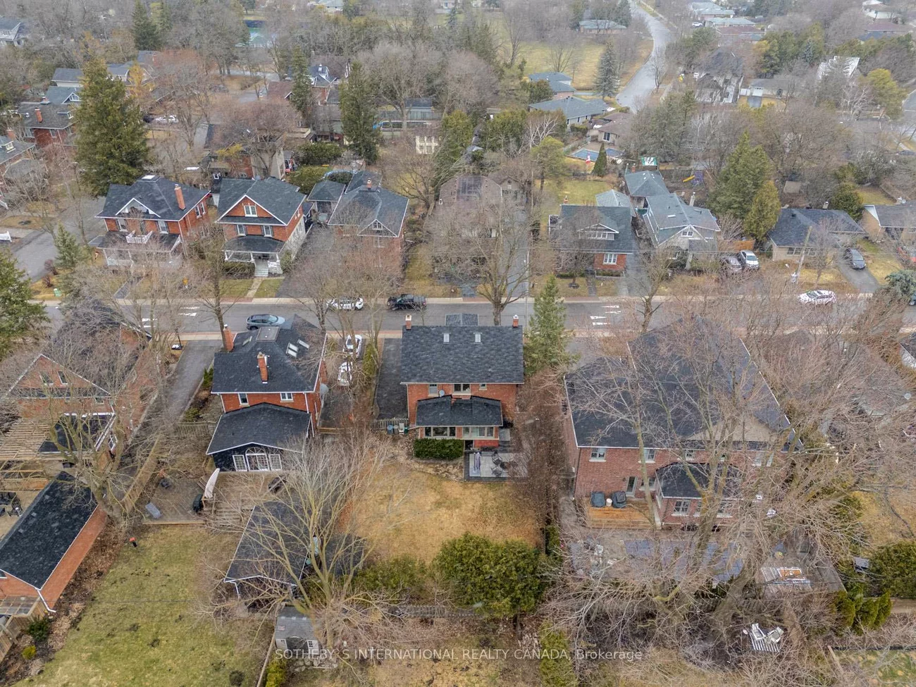 77, Catherine, Aurora Village, Aurora