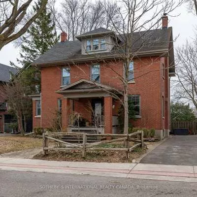 77, Catherine, Aurora Village, Aurora