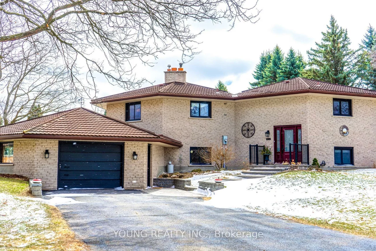125, Cousins, Aurora Grove, Aurora