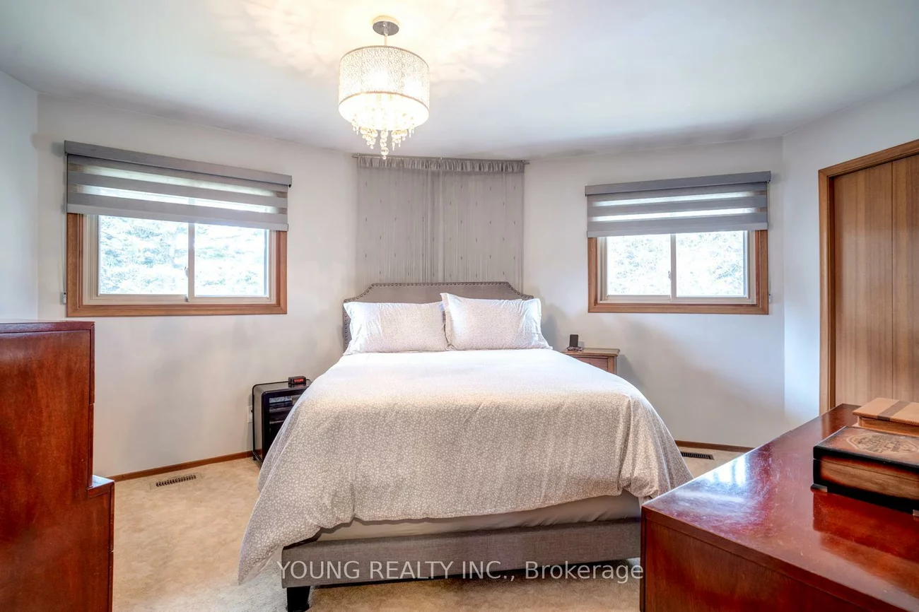 125, Cousins, Aurora Grove, Aurora
