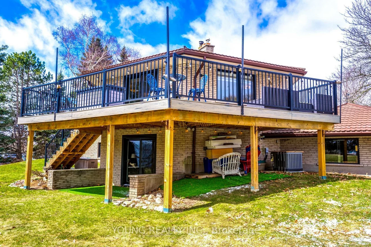 125, Cousins, Aurora Grove, Aurora