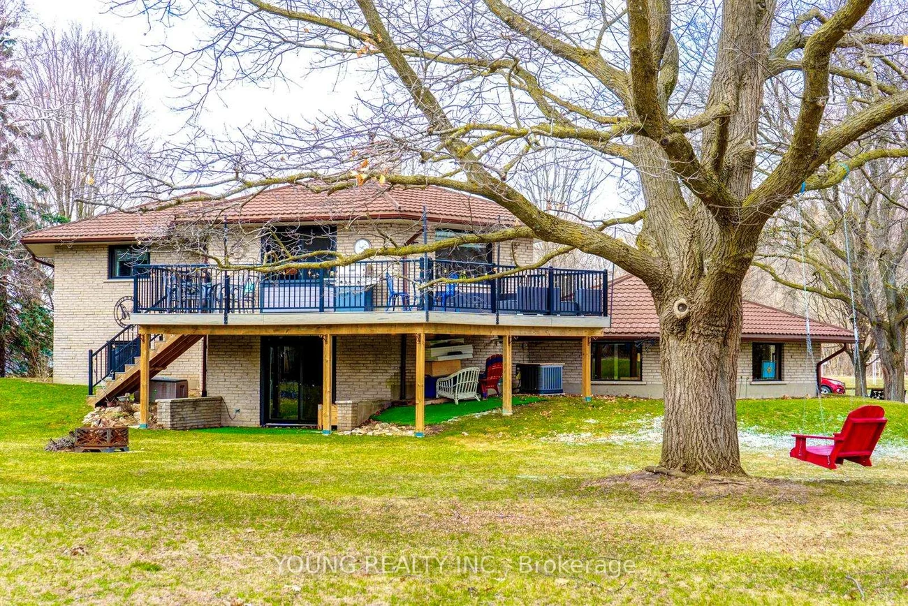 125, Cousins, Aurora Grove, Aurora