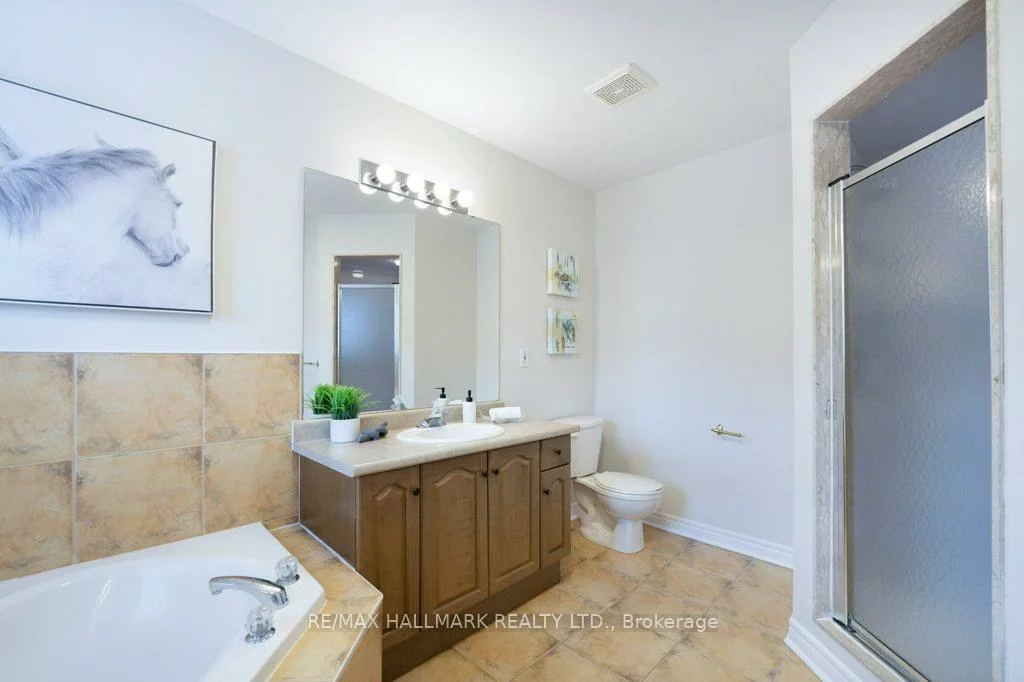 19, Perivale, Bayview Wellington, Aurora