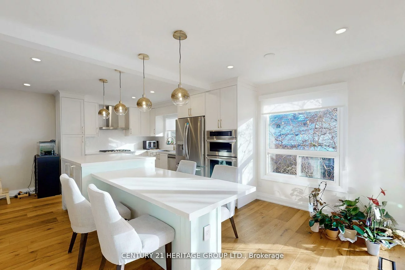 23, Gilbank, Aurora Heights, Aurora