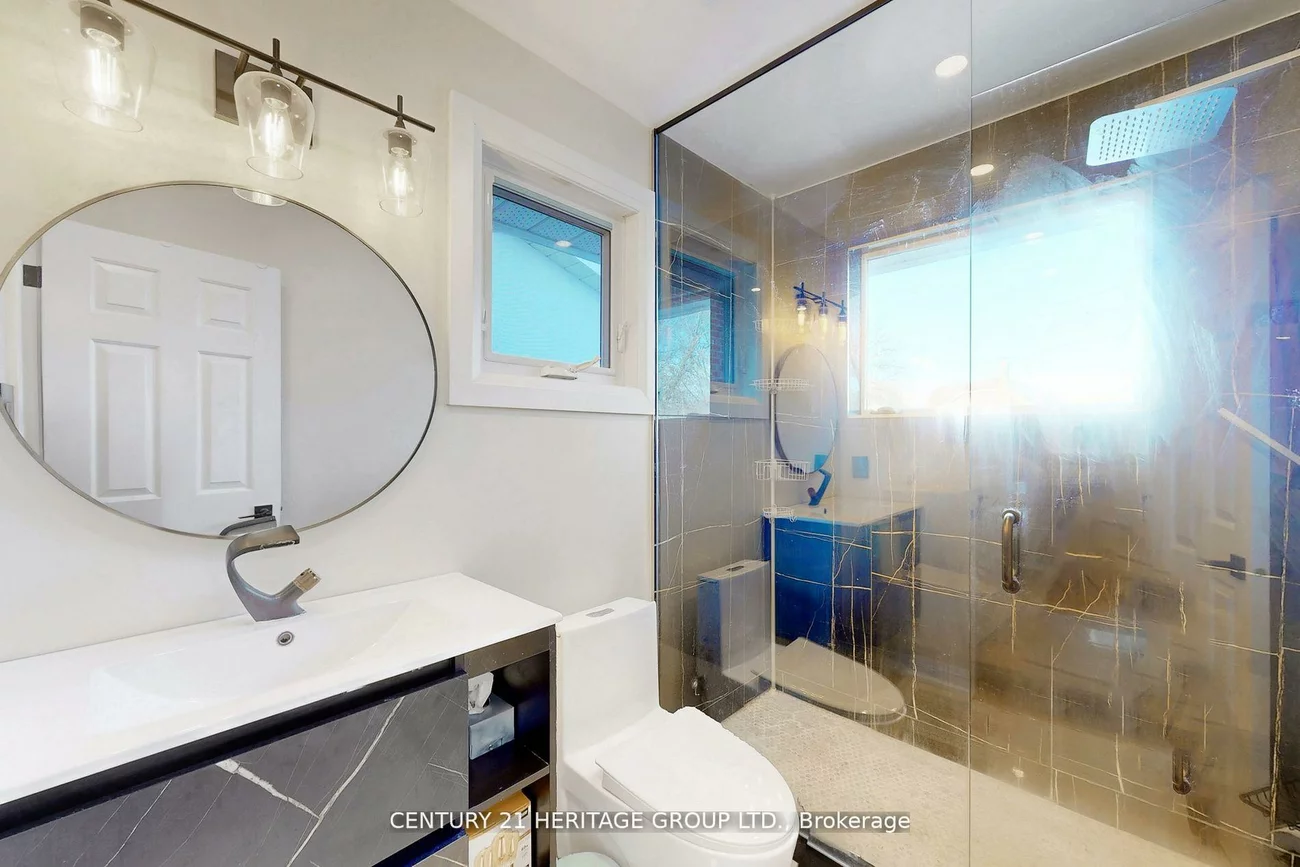 23, Gilbank, Aurora Heights, Aurora