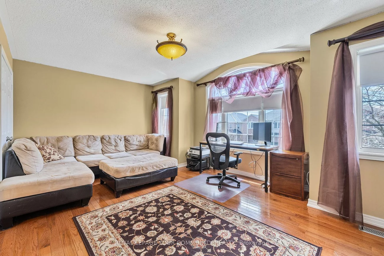 39, Abbott, Bayview Northeast, Aurora