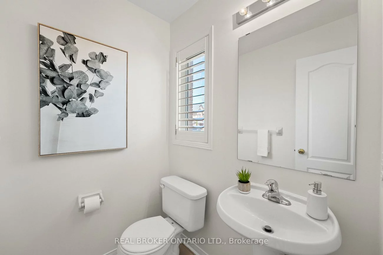 9, Bilbrough, Bayview Northeast, Aurora