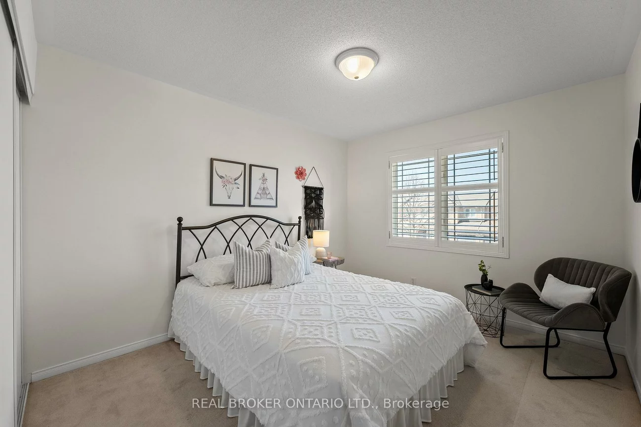 9, Bilbrough, Bayview Northeast, Aurora