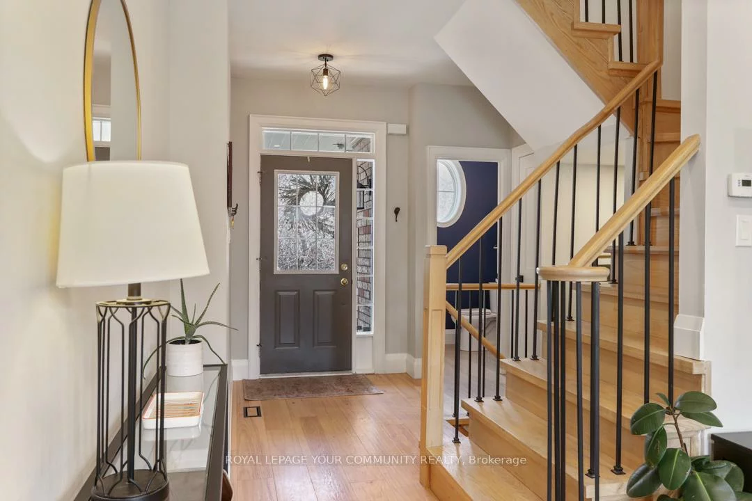 81, Limeridge, Bayview Wellington, Aurora