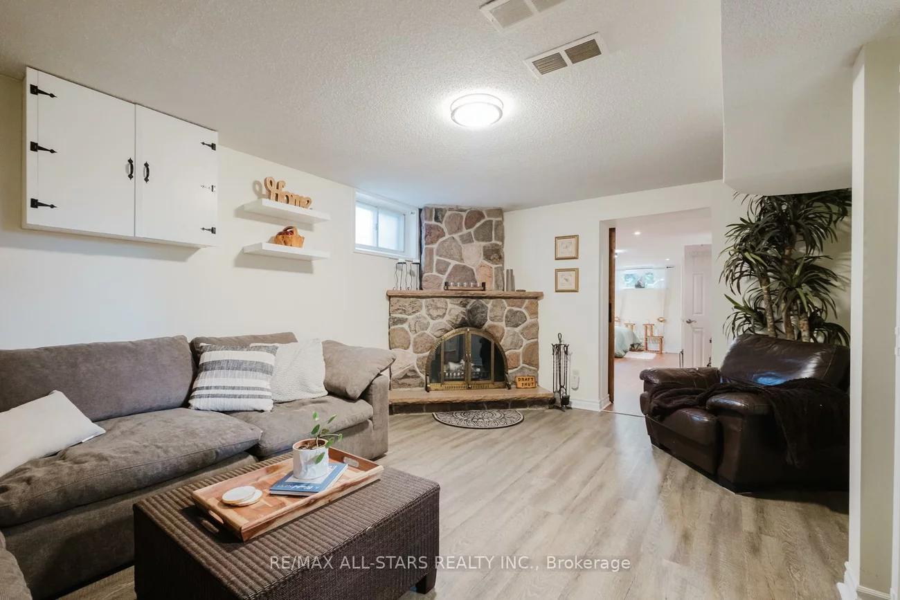 45, Foreht, Aurora Heights, Aurora