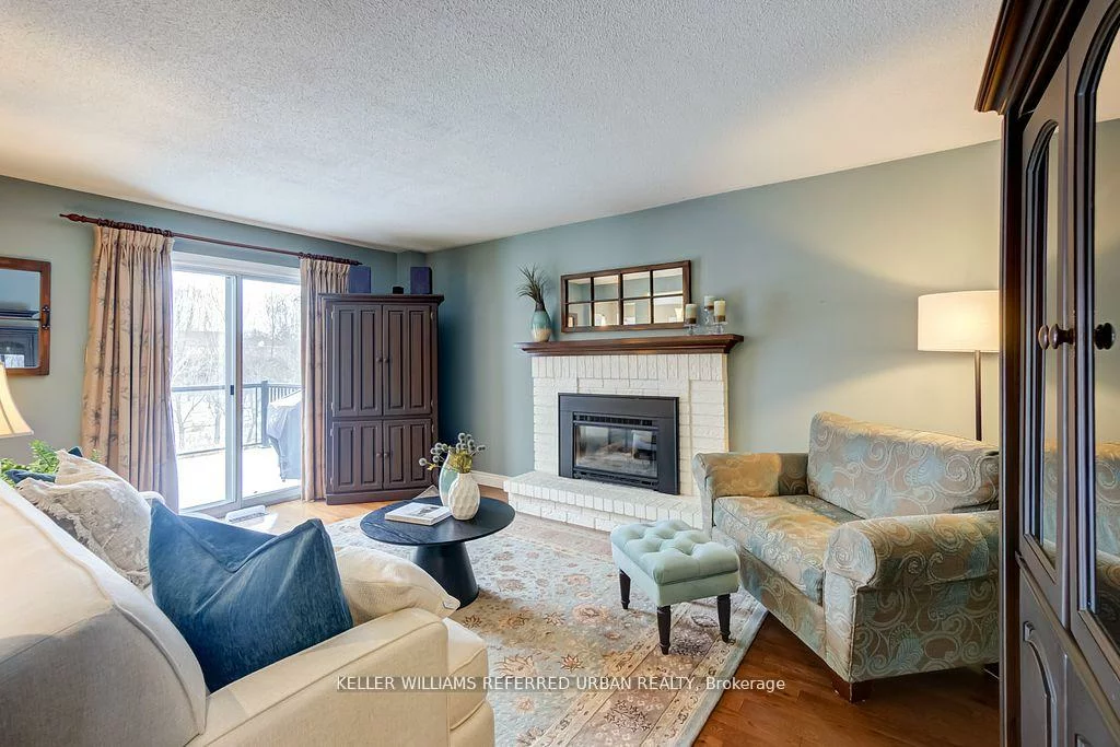 88, Timpson, Aurora Highlands, Aurora
