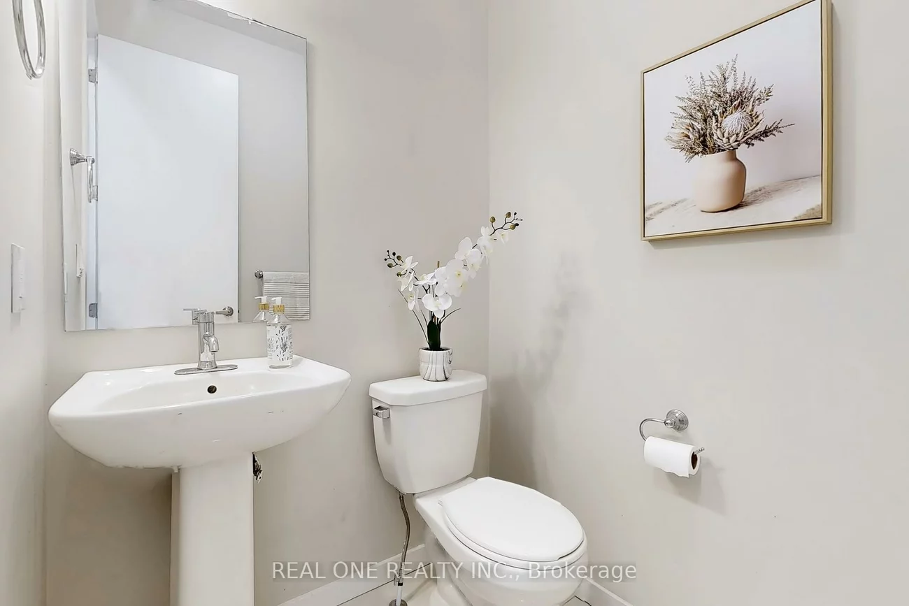 240, Elyse, Bayview Northeast, Aurora