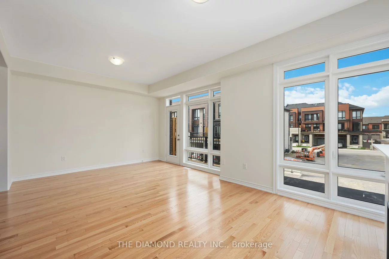 27, Gunton, Bayview Northeast, Aurora
